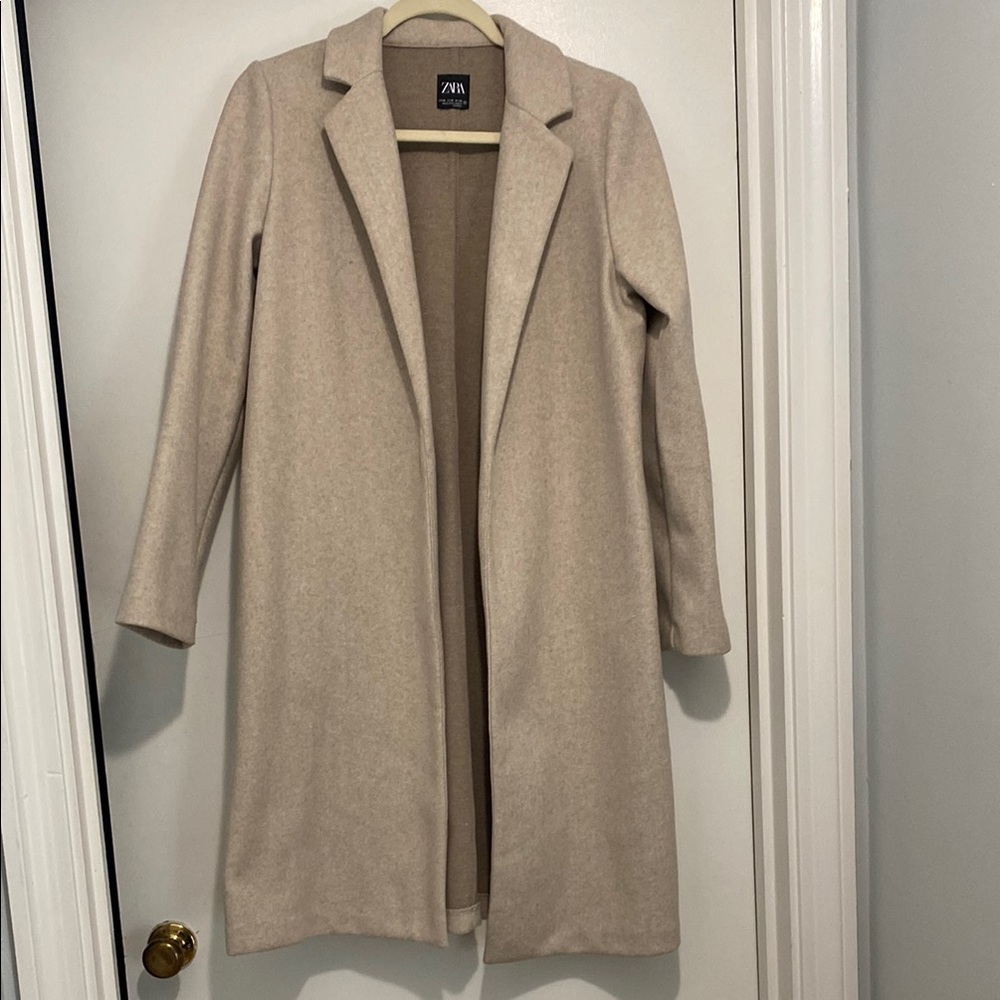 Zara Women's Beige Coat with Lapel Collar